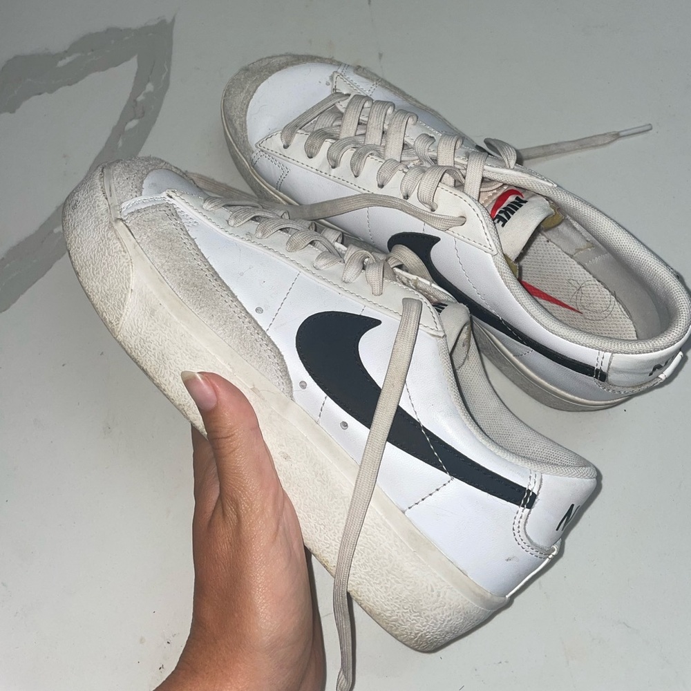 Nike Women’s Blazer Low (8)